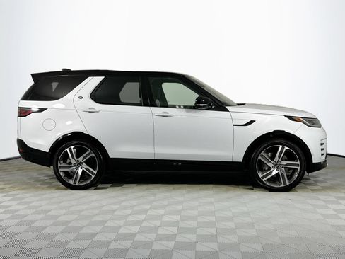 Certified 2023 Land Rover Discovery S R-Dynamic AWD/4WD image 4