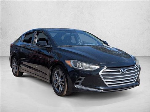 Used 2018 Hyundai Elantra SEL image 3
