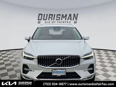 Used 2022 Volvo XC60 T8 Inscription w/ Advanced Package image 7