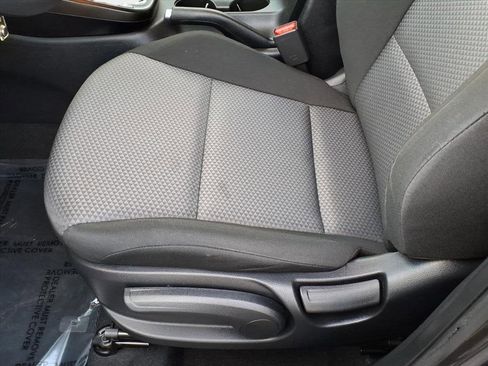 Used 2023 Kia Soul LX image 16