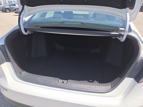 Used 2023 Honda Accord EX image 19