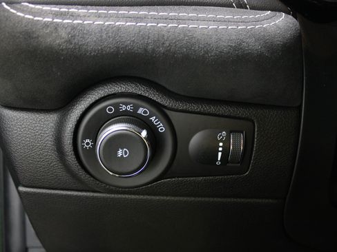 Used 2021 Dodge Durango SRT w/ Premium Interior Group AWD/4WD image 15