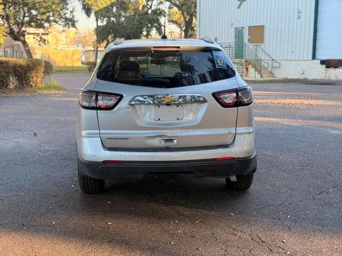 Used 2017 Chevrolet Traverse LS image 5
