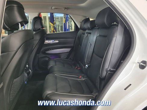 Used 2024 Genesis GV70 2.5T w/ Advanced Package image 8