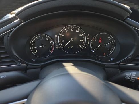 Used 2025 MAZDA MAZDA3 s image 32