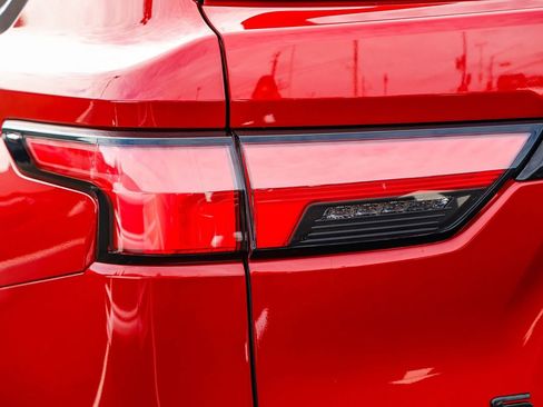 Used 2023 Toyota Sequoia Platinum image 8