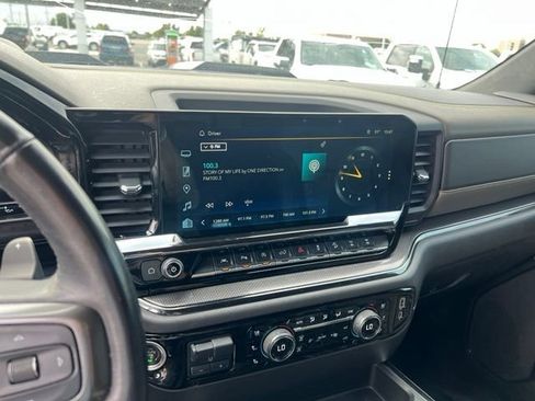 Used 2022 Chevrolet Silverado 1500 ZR2 w/ Technology Package AWD/4WD image 23