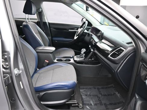 Used 2024 Kia Seltos S FWD image 38