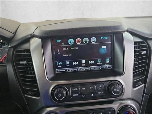 Used 2019 Chevrolet Suburban LT image 19