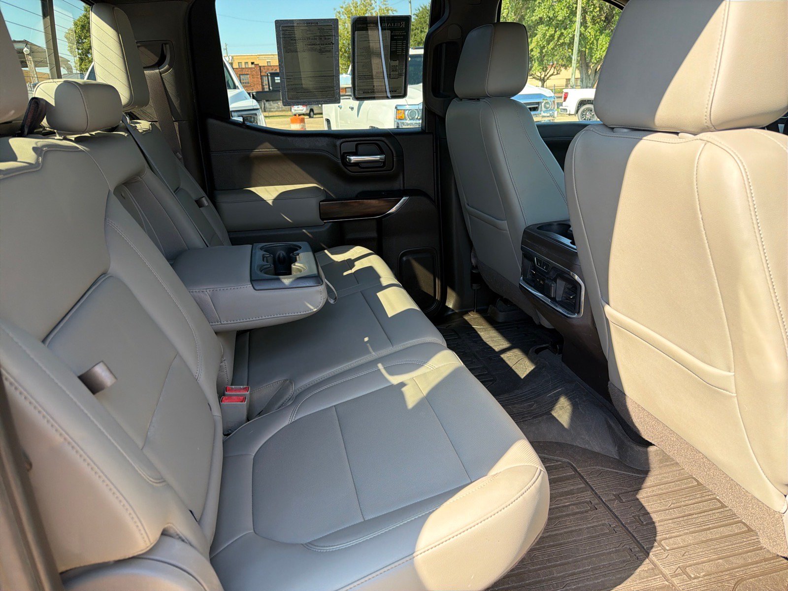 Used 2020 GMC Sierra 1500 SLT w/ SLT Premium Plus Package AWD/4WD image 11