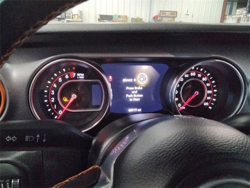 Used 2021 Jeep Gladiator Mojave w/ LED Lighting Group image 25