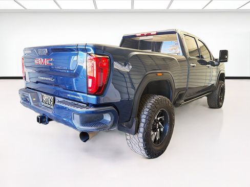 Used 2023 GMC Sierra 3500 Denali image 4