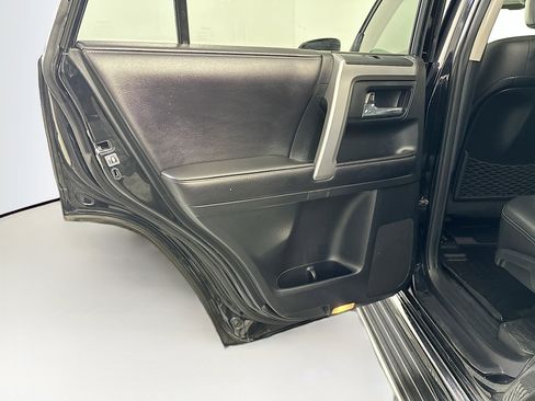 Used 2016 Toyota 4Runner Limited image 26