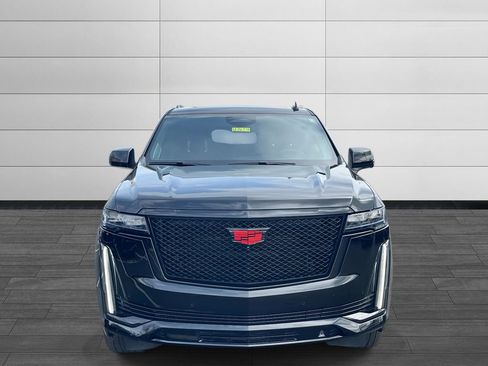 Used 2021 Cadillac Escalade ESV Sport Platinum image 8