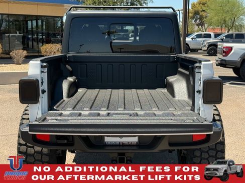 Used 2021 Jeep Gladiator Overland w/ Popular Equipment Package AWD/4WD image 16