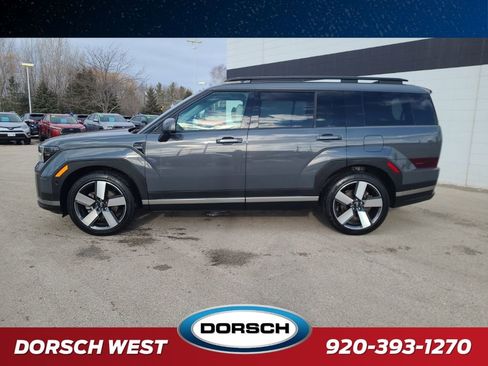 Used 2024 Hyundai Santa Fe Limited AWD/4WD image 2