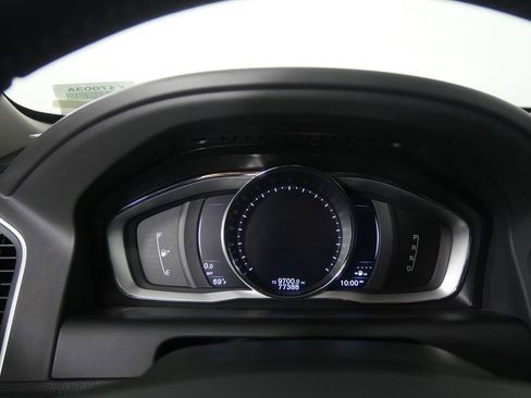 Used 2017 Volvo XC60 T5 Dynamic w/ Preferred Option Package image 25