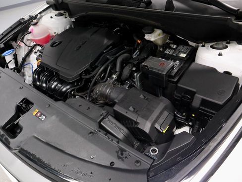 Used 2025 Kia Sportage EX w/ Premium Package image 20