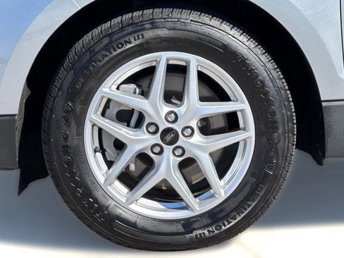 Used 2023 Ford Edge SEL image 10