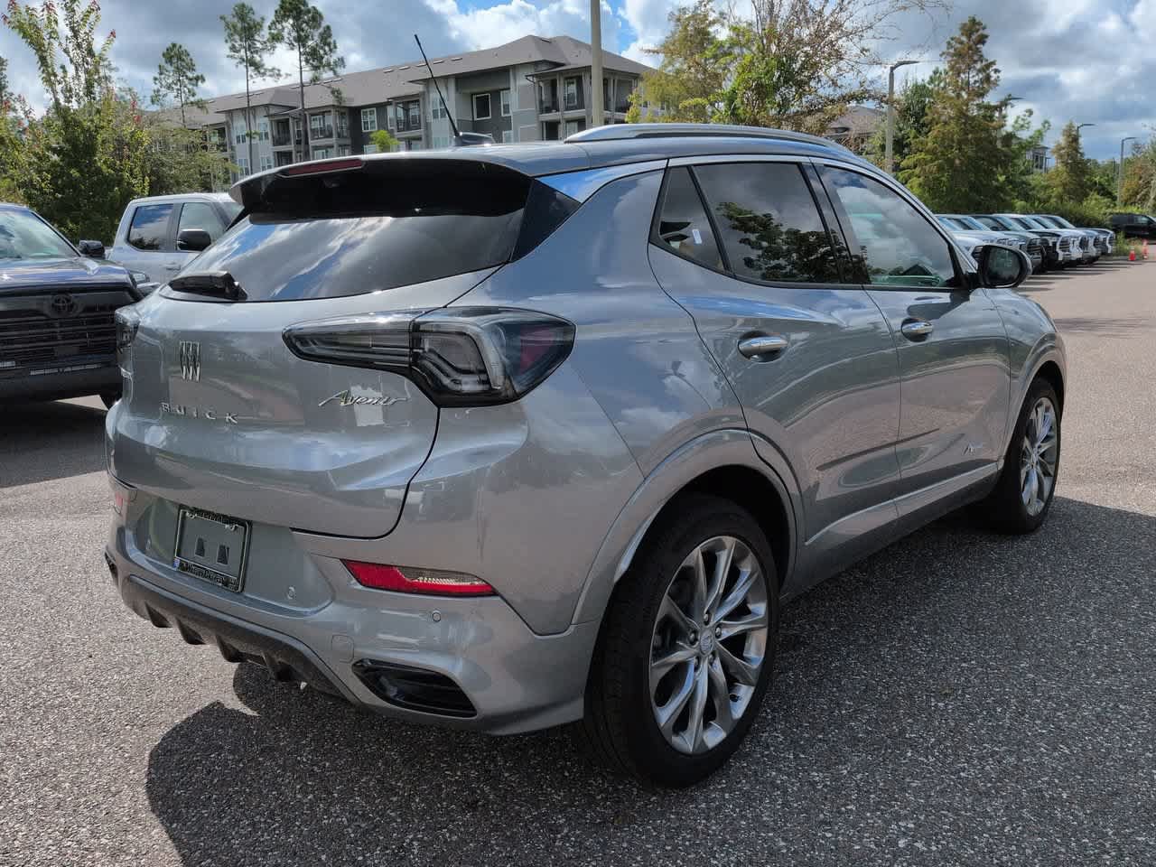 Used 2024 Buick Encore GX Avenir w/ Avenir Technology Package FWD image 6
