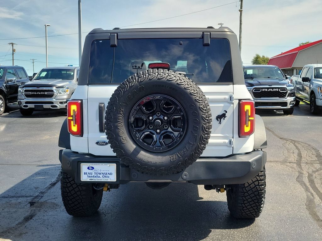 Certified 2022 Ford Bronco Wildtrak AWD/4WD image 5