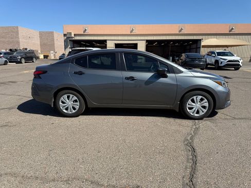 Used 2025 Nissan Versa S w/ Trunk Package image 4