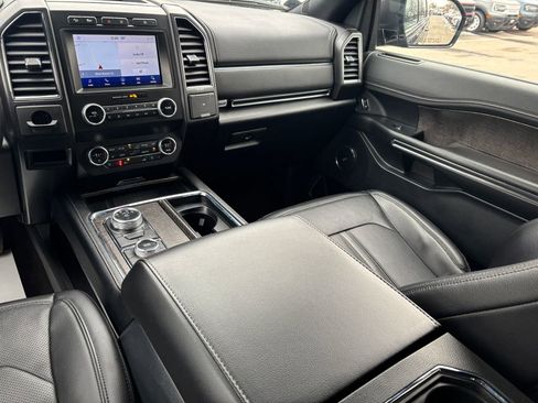 Used 2021 Ford Expedition Limited image 26