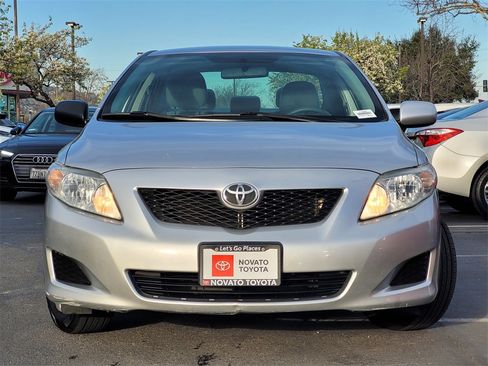 Used 2009 Toyota Corolla LE image 2