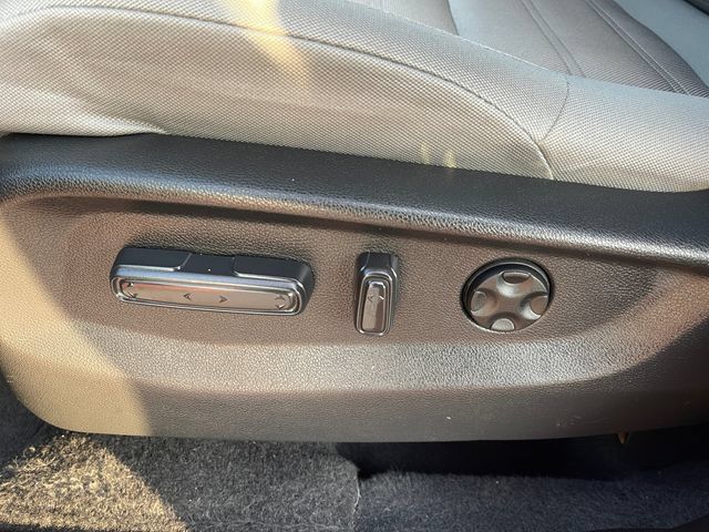 Used 2022 Honda CR-V EX image 28