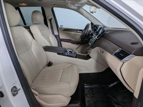 Used 2019 Mercedes-Benz GLE 400 GLE 400 image 24