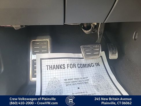 Certified 2025 Volkswagen Atlas Cross Sport SEL Premium R-Line image 40