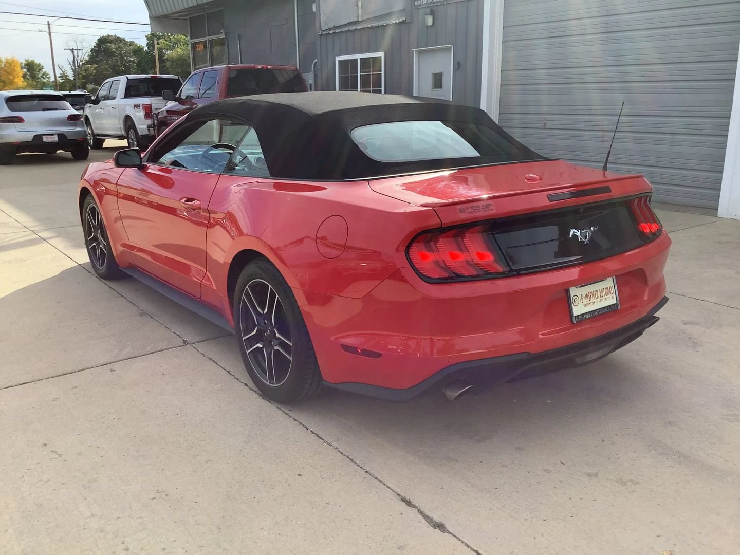 Used 2022 Ford Mustang Premium RWD image 6