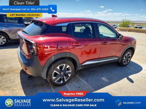 Used 2025 Nissan Kicks SV w/ SV Premium Package image 4