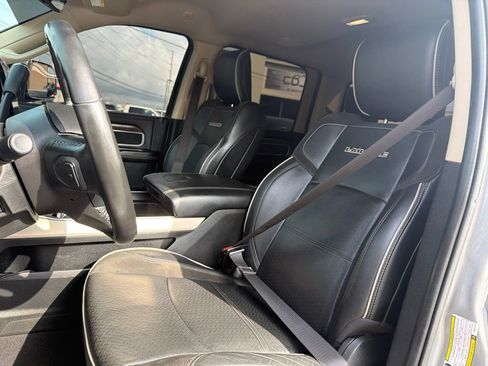 Used 2021 RAM 2500 Laramie w/ Safety Group B AWD/4WD image 33