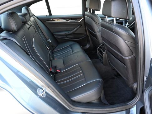 Used 2019 BMW 530i xDrive image 42