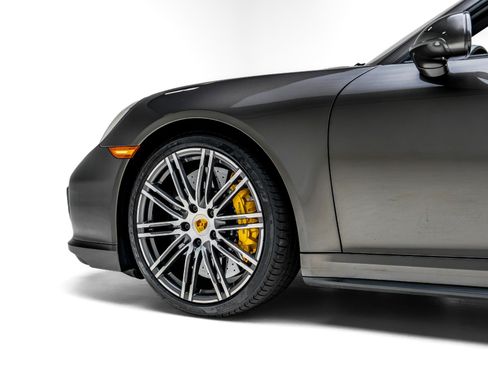 Used 2015 Porsche 911 Turbo AWD/4WD image 18