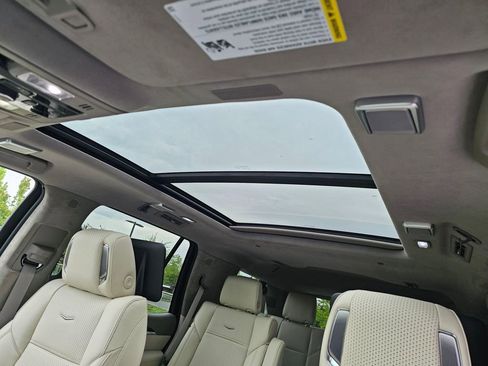 New 2026 Cadillac Escalade Platinum Sport AWD/4WD image 25