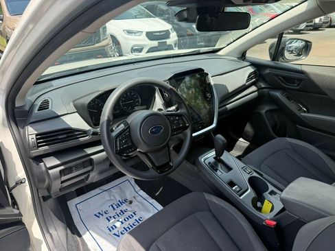 Used 2025 Subaru Crosstrek 2.0i Premium AWD/4WD image 3