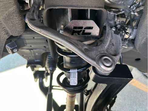 Used 2020 Chevrolet Silverado 1500 LT Trail Boss AWD/4WD image 19