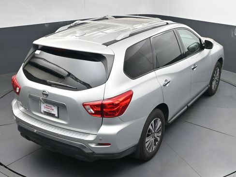 Used 2020 Nissan Pathfinder S image 31