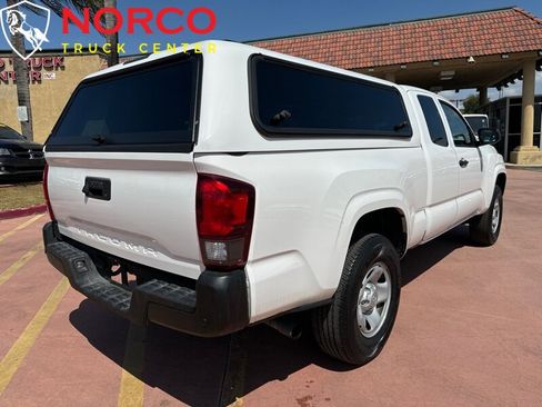 Used 2020 Toyota Tacoma SR image 10