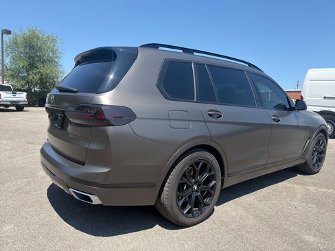 Used 2021 BMW X7 xDrive40i w/ Executive Package AWD/4WD image 5