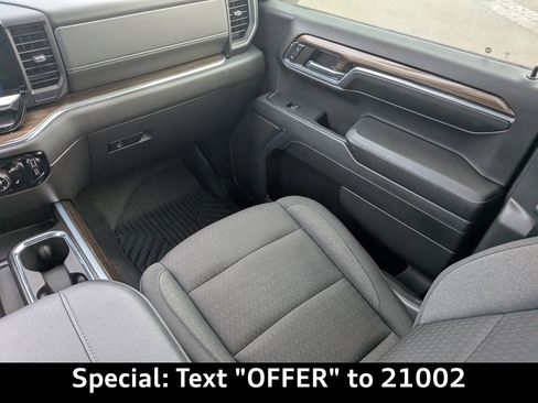 Used 2024 Chevrolet Silverado 1500 LT Trail Boss w/ Protection Package image 19