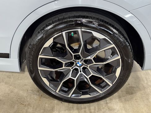 Certified 2024 BMW X7 M60i w/ Executive Package image 38