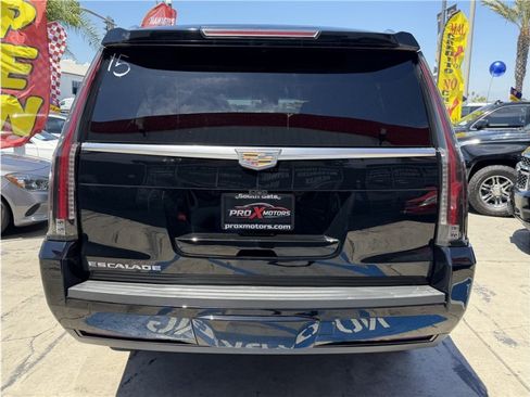 Used 2019 Cadillac Escalade ESV Premium Luxury AWD/4WD image 5