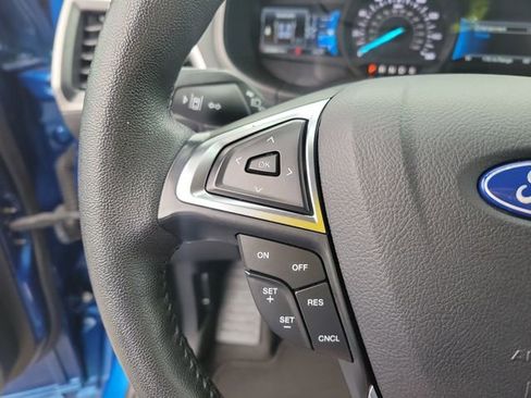 Used 2024 Ford Edge SEL image 23