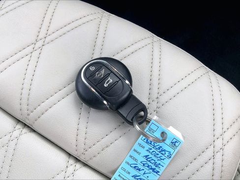 Certified 2024 MINI Cooper S image 13