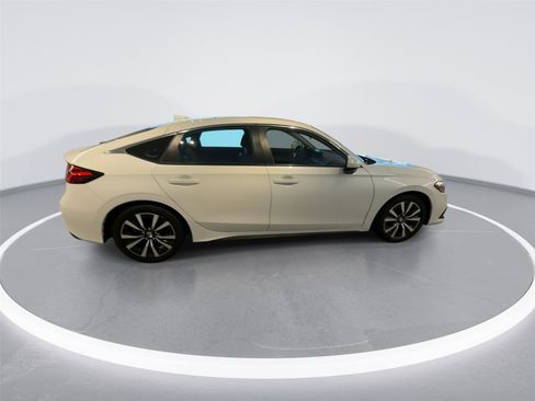 Used 2022 Honda Civic EX-L image 8