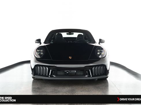 Used 2025 Porsche 911 Carrera GTS image 3