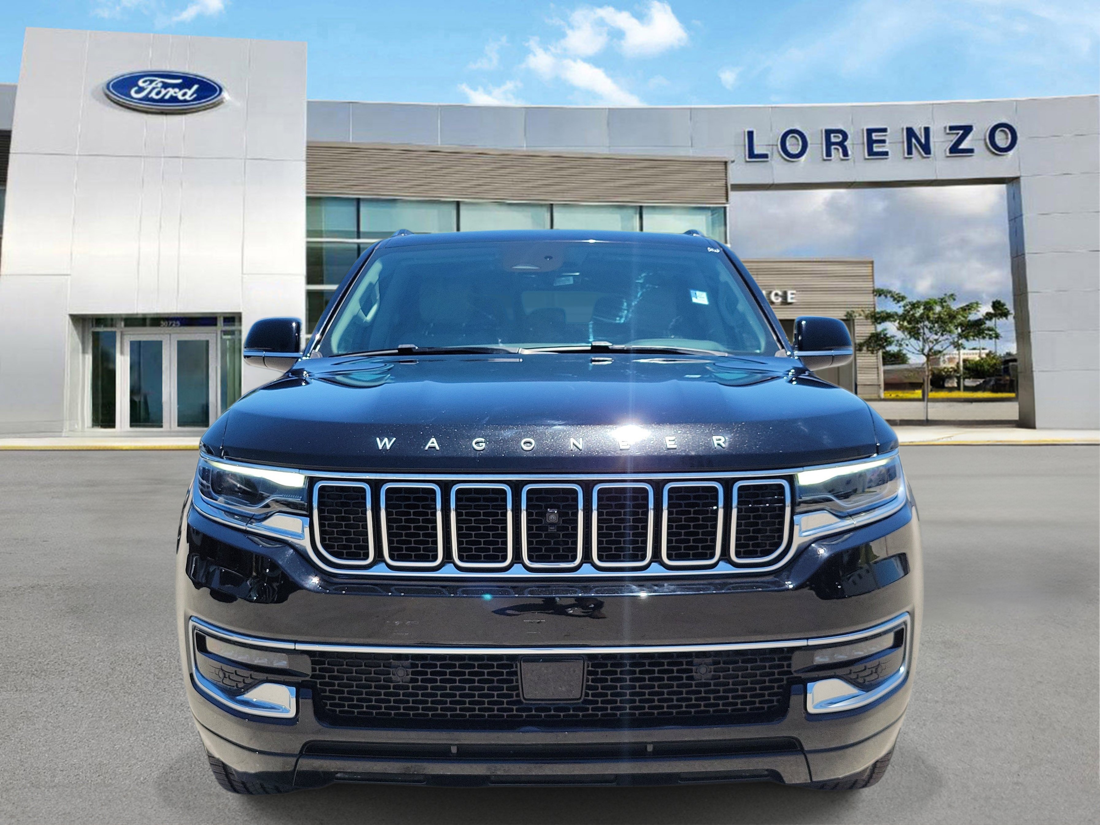 Used 2023 Jeep Wagoneer 2WD w/ Convenience Group I image 2